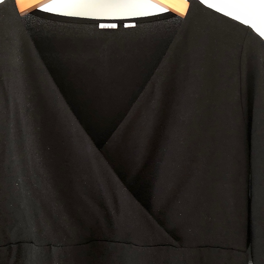 Gap Nursing Top